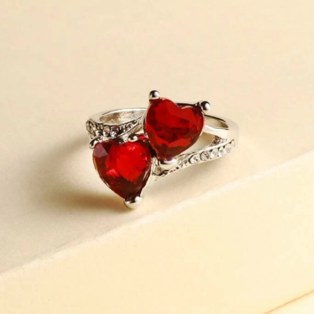 New silver plated red crystal gemstone heart ring